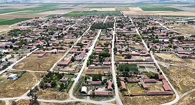 Adeta cetvelle çizilmiş 113 yıllık bu köyde çıkmaz sokak yok