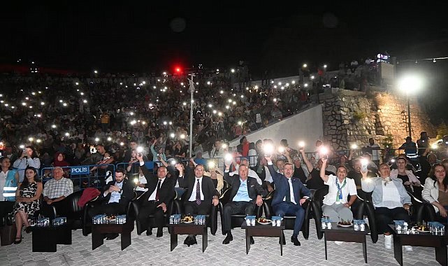 Afyonkarahisar'da 'Vişne ve Eber Sarısı Festivali' başladı