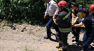 Ağaçtan su kanalına düşen şahıs yaralandı