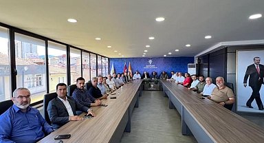 AK Parti Bilecik heyeti sivil toplum kuruluşlarıyla bir araya geldi