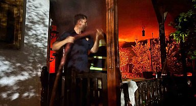Akyaka'da ev yangını