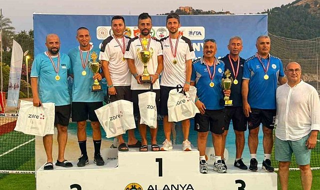 Alanya Futnet'te zirveyi bırakmadı