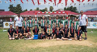Alanya'da hentbol şöleni sona erdi