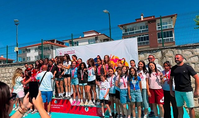 Anadolu Yıldızlar Ligi'nde Bilecikli atletler yarı finale yükseldi