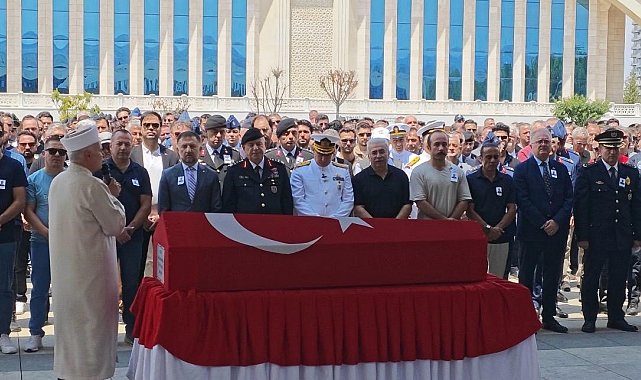 Ankara'da helikopter kazasında hayatını kaybeden pilot son yolcuğuna uğurlandı