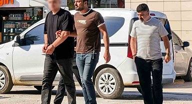 Arkadaşını silahla tehdit edip kendi borcunu ödetti