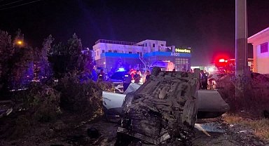 Arsuz'da takla atan otomobildeki 3 kişi yaralandı