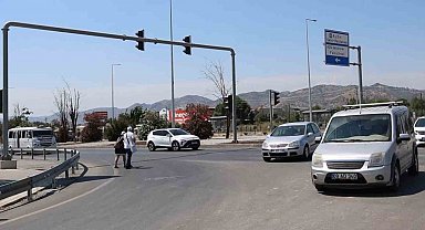 Aydın Şehir Hastanesi ulaşımındaki tehlikeli güzergaha hastalar çözüm bekliyor