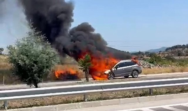 Ayvacık'ta araç yangını