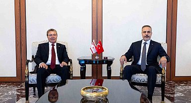 Bakan Fidan, KKTC Başbakanı Ünal Üstel ile görüştü