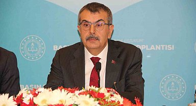 Bakan Tekin: "Geçmişiyle gurur duyacak bir nesil yetiştirmemiz gerekiyor"