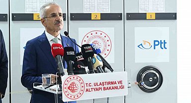 Bakan Uraloğlu: "NATO Zirvesi anısına hazırlanan anma pulu ve ilkgün zarfını tedavüle sunduk"