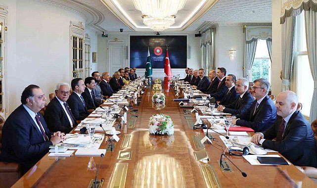 Bakanı Kacır: "Türkiye-Pakistan İş ve Yatırım Forumu'nda, iki ülkenin iş dünyası temsilcileriyle buluştuk"