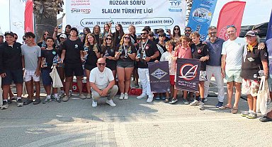Balıkesir'de 4 günlük sörf heyecanı sona erdi