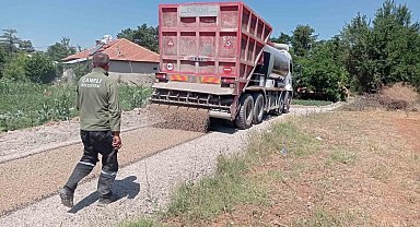 Başkan Arslan üstyapı çalışmaları hakkında sahada bilgi aldı