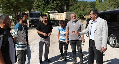 Başkan Kahveci, 30 Ağustos Mahallesi'ndeki çalışmaları yerinde inceledi