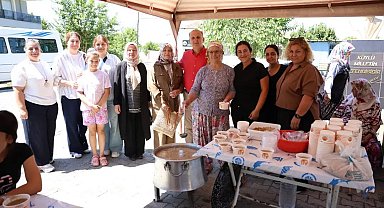 Başkan Kaya, Dereağzı Mahallesi'nde aşure hayrına katıldı