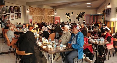 Bayburt'ta şehit aileleri ve gaziler onuruna yemek programı düzenlendi
