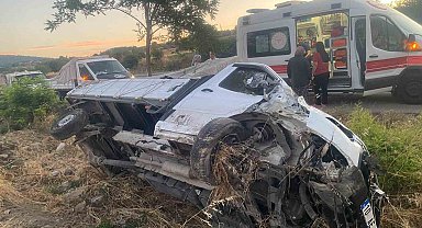 Bigadiç'te kamyonet şarampole uçtu: 1 yaralı