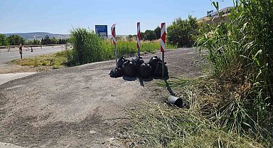 Bilecik'te jandarma poşet poşet çöp topladı