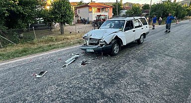 Bilecik'te maddi hasarla atlatılan trafik kazası