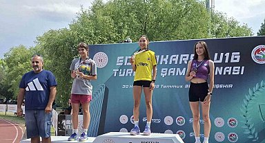Bilecikli sporcudan bronz madalya