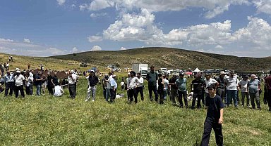 Bingöl'deki Çotla Festivali renkli görüntülere sahne oldu