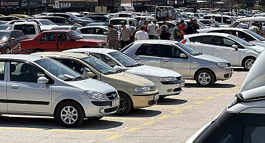 Bolu Oto Pazarı'nda araç çok, satış yok