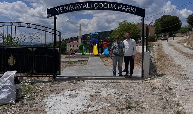 Boyabat'ta köy çocuklarına yeni oyun parkı