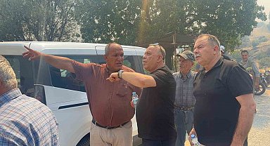 Bozdoğan Belediye Başkanı Özel, yangın bölgesinde çalışmaları yerinde takip ediyor