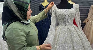 Bu sezon dantel ve kaburga gelinlik modelleri revaçta