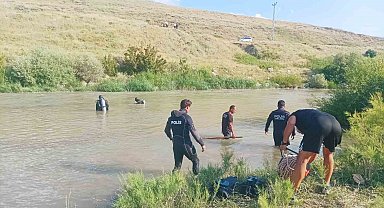 Bulanık'ta kahreden olay: Çaya düşen iki kardeşten biri yaşamını yitirdi, diğeri kayıp
