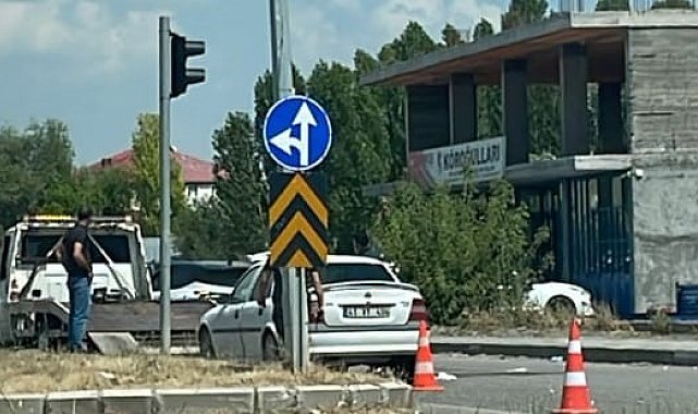 Bulanık'ta trafik kazası: 3 yaralı