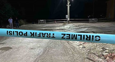 Burdur'da şiddetli yağış sonrası köprüde çökme meydana geldi
