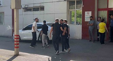 Bursa'da gözaltına alınan Haluk Levent, sorgulanmak üzere İstanbul'a gönderildi