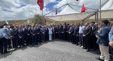 Çamlıbel Tüneli'yle yolun kotu 283 metre düşürülerek yıllık 371 milyon lira tasarruf sağlanacak