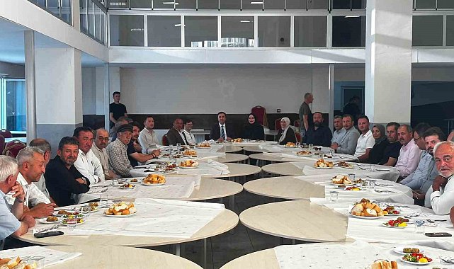 Çavdarhisar Kaymakamı Murat Ak'a veda programı düzenlendi