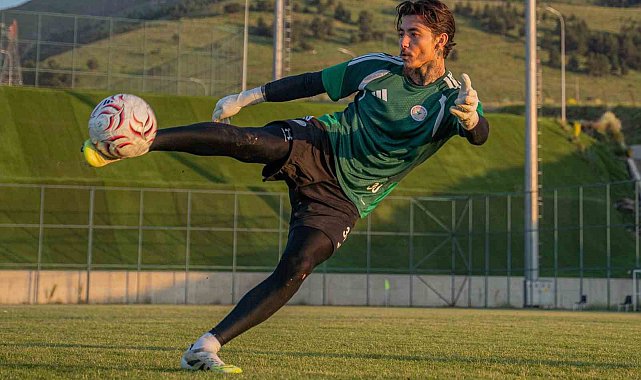 Çaykur Rizespor'un Erzurum kampındaki hazırlık maçları netleşti