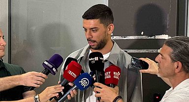 Cenk Özkaçar: "Böylesine bir futbol kültürünün parçası olmak gurur verici"