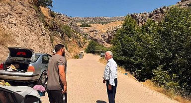 Çermik Belediye Başkanı Karamehmetoğlu, turistlerle bir araya geldi
