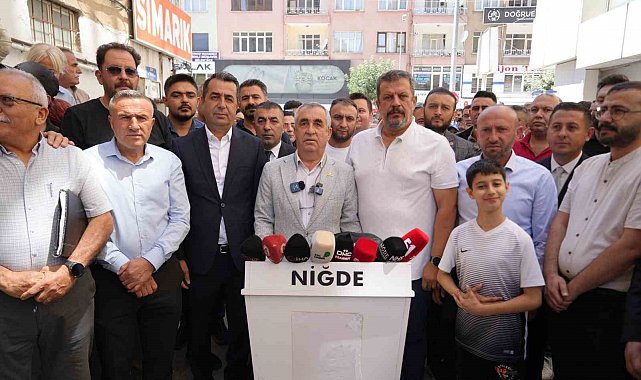 CHP Niğde'de toplu istifa: 5 bin 300 üyenin partiden ayrıldığı açıklandı