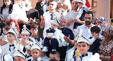 Çorum Belediyesi'nin çocuk şenliği ve geleneksel sünnet şöleni renkli görüntülere sahne oldu