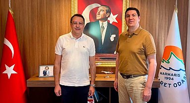 Denizden turist akını Marmaris'te kruvaziyer bereketi yaşanıyor