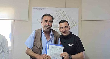 Depremzede aileler yeni yuvalarına kavuştu