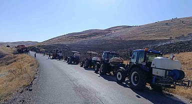 Doğanşehir'deki anız yangınında köylüler traktörleriyle seferber oldu