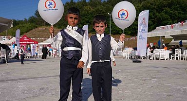 Düzce'de toplu sünnet şöleni coşkusu