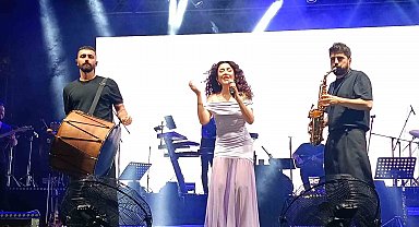 Edirne'de 665'inci Tarihi Kırkpınar Yağlı Güreş Festivali'nde Melek Mosso sahne aldı
