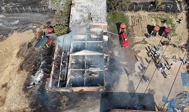 Edirne'de sigara izmariti çiftlik evini küle çevirdi: 6 kişi ölümden döndü