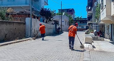 Efeler'de temizlik çalışmaları sürüyor