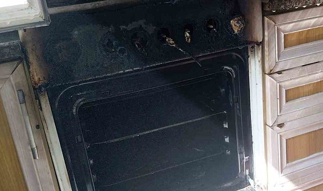Elektrik prizinden çıkan yangın korkuttu
